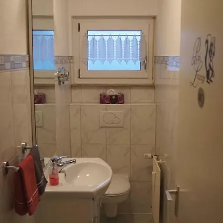 Lotus Apartment *
